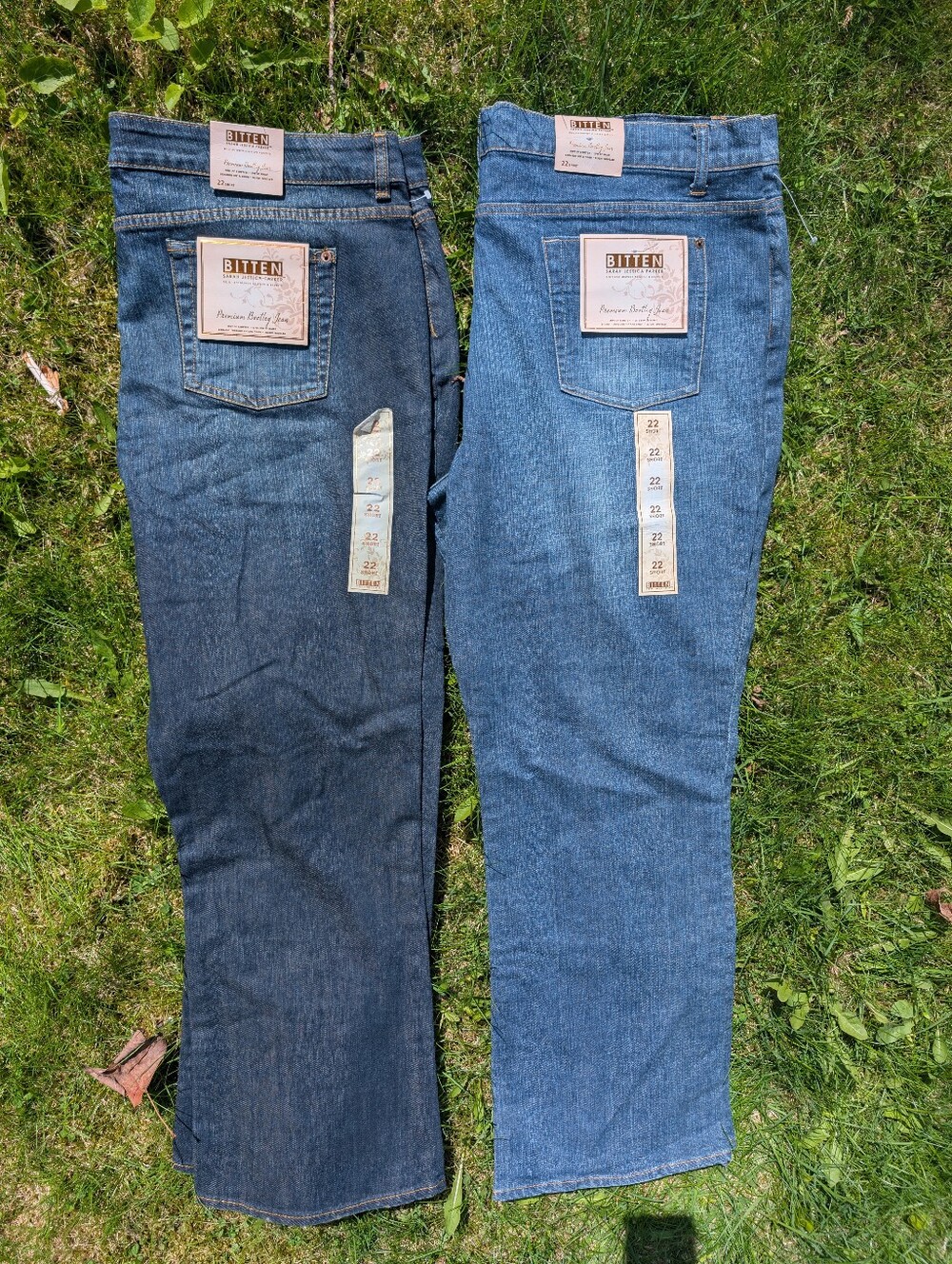 NWT ×2 BITTEN By Sarah Jessica Parker Premium Bootleg Jeans Straight Leg Size 22